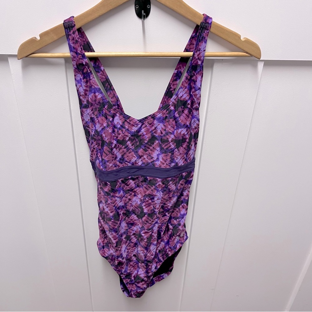 Speedo purple one piece swimsuit size 8